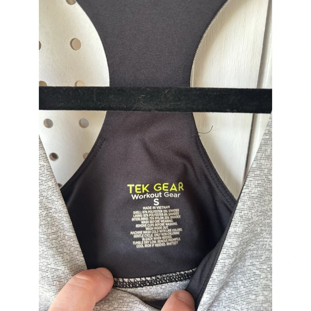 Tek‎ Gear Sports Gear Racerback Wirefree Sports Bra Gray Black Size Small